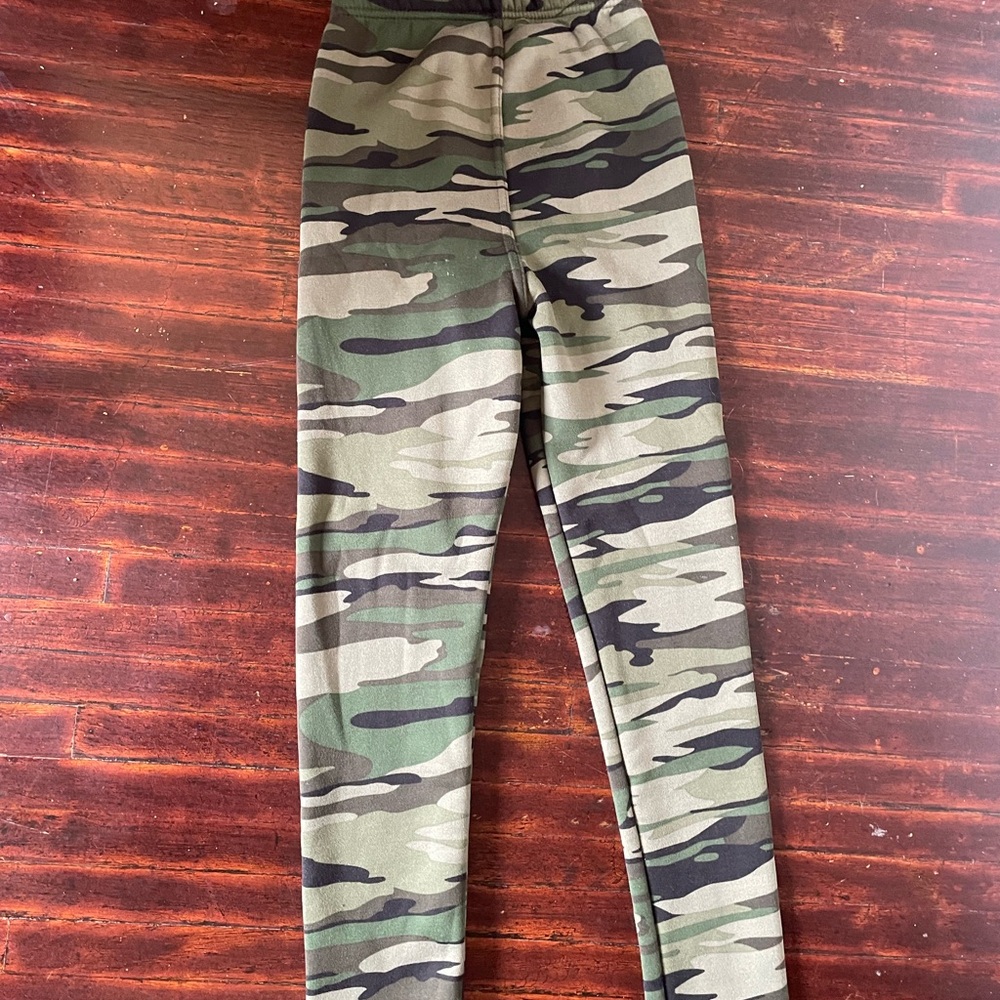 Girls Camouflage fleece lined Just Cozy leggings